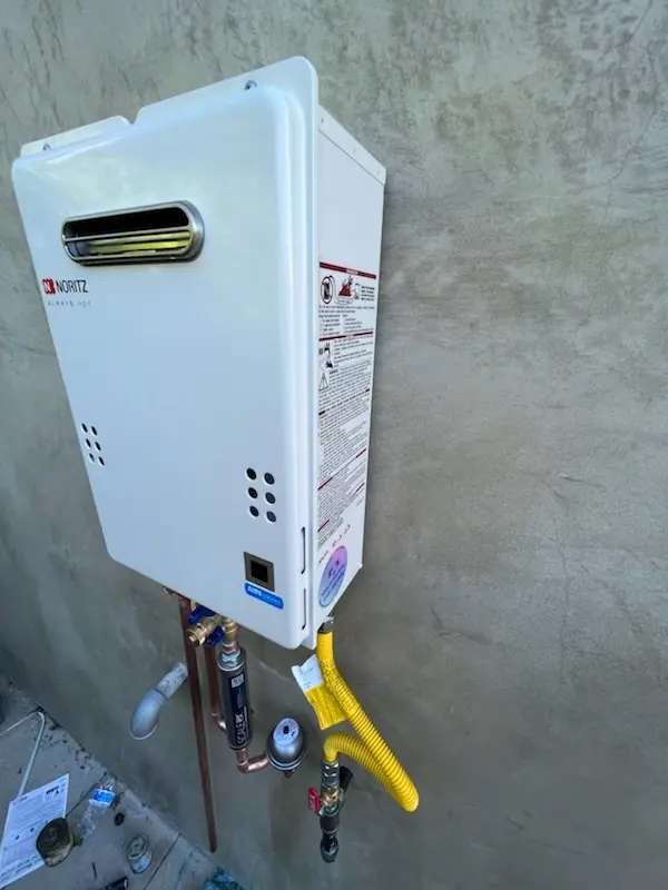 Tankless water heater installation for Leiperville homes